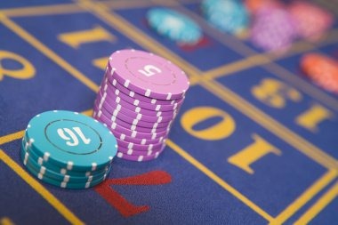 Prize tier breakdown showing rank ranges and prize amounts for Wild Fireworks tournament